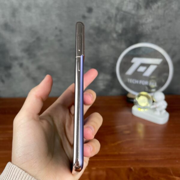 ⁦Galaxy S21 5G purple double puces⁩ - الصورة ⁦7⁩